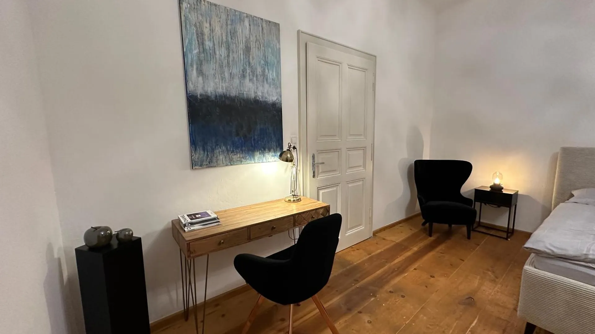 Charmantes Altbau-Apartment In Der Altstadt Salzburg