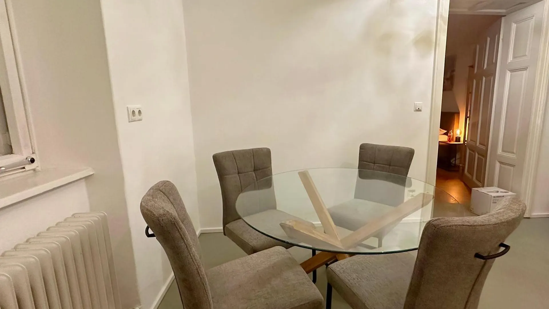 Charmantes Altbau-Apartment In Der Altstadt Salzburg 0*,  Austria
