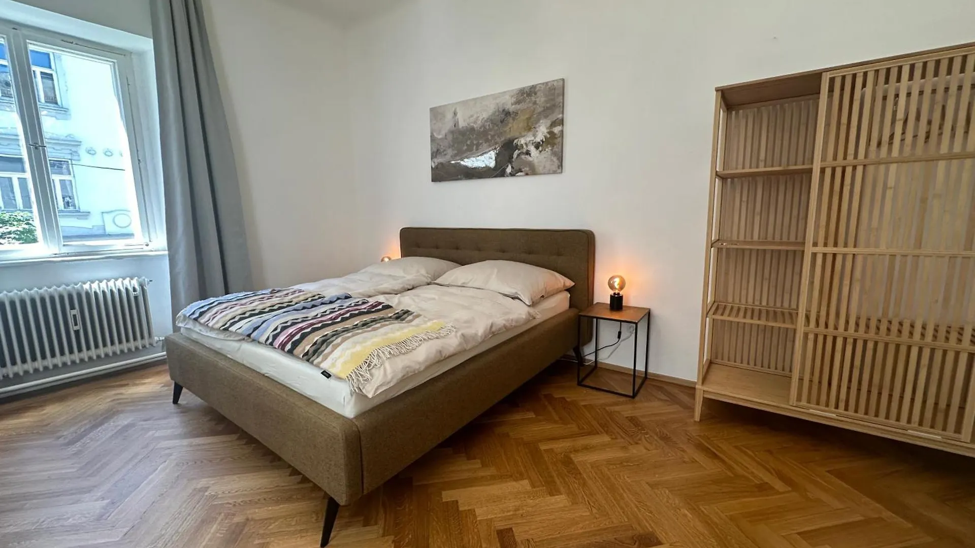 Charmantes Altbau-Apartment In Der Altstadt Salzburg